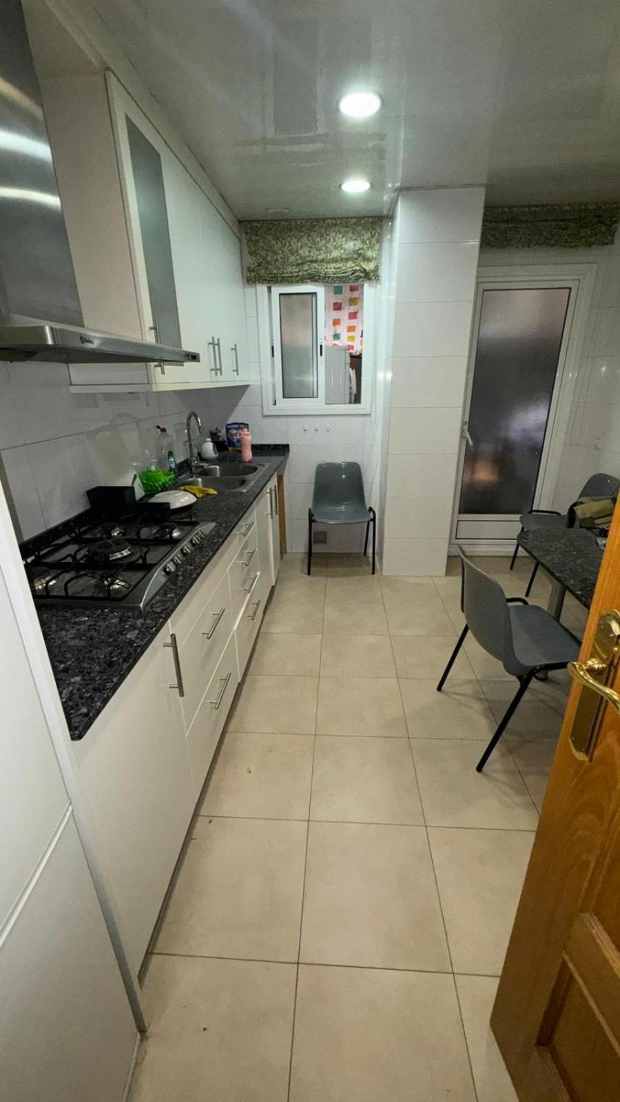 Bruc 3 Hostel Barcelona Bagian luar foto